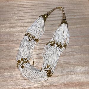 Vintage Seed Bead Necklace. White & gold. Total length 16”, bead length 11”